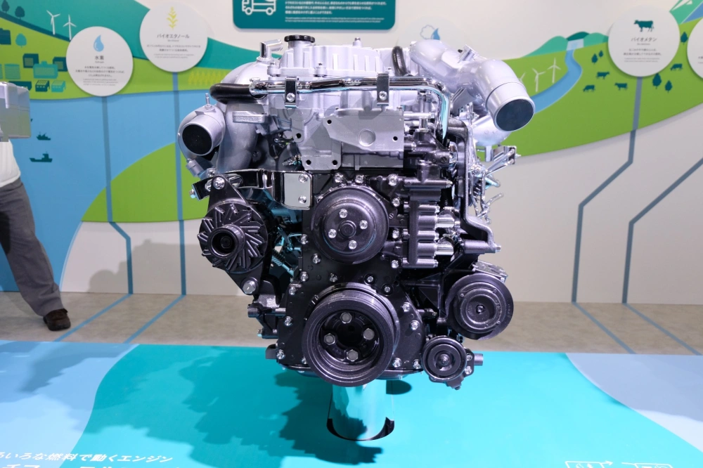 Mesin hidrogen Isuzu Erga FCV [Isuzu Indonesia]